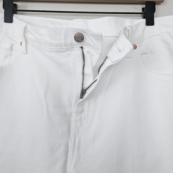 GAP High Rise Stride Wide-Leg Ankle Jeans in Optic White Size 16R - Picture 6 of 10